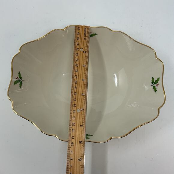 Lenox Holiday Dimension Oval Fluted Serving Vegetable Bowl Christmas Holly - Picture 13 of 14